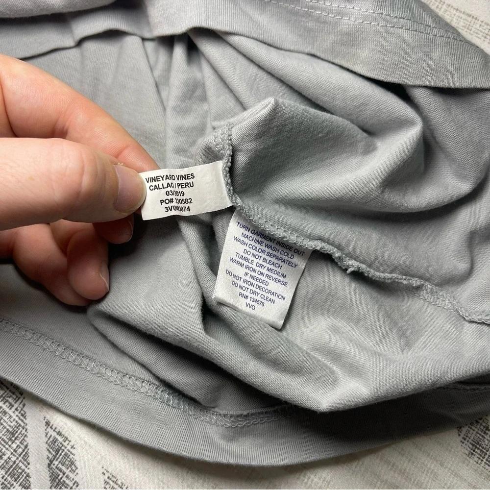 Vineyard Vines Junior XL Gray casual coastal Long Sleeve Tee Tie-Dye Whale Logo - Picture 8 of 10